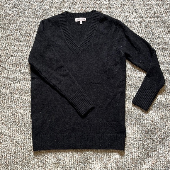 philosophy black sweater - Picture 1 of 3
